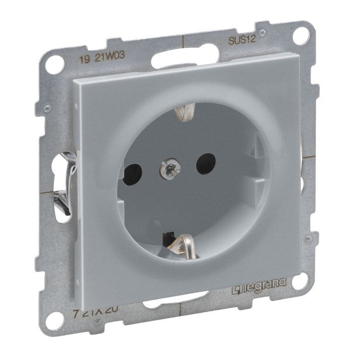 Розетка із з/к та шторками (пруж.клеми) 16А/250V Legrand SUNO 721320 алюміній